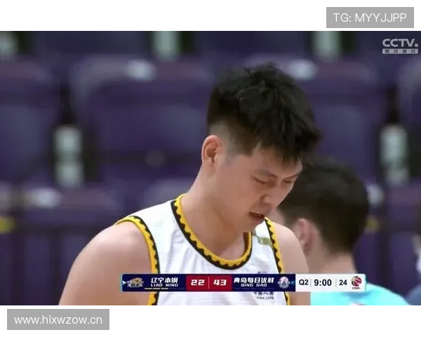 郭艾伦家门口那辆车，停一晚的价格把我吓住了